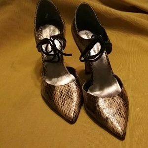 Johnston and Murphy dress. heels